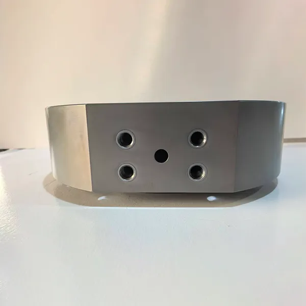 Гидравлический блок клапанов для ветроэнергетики