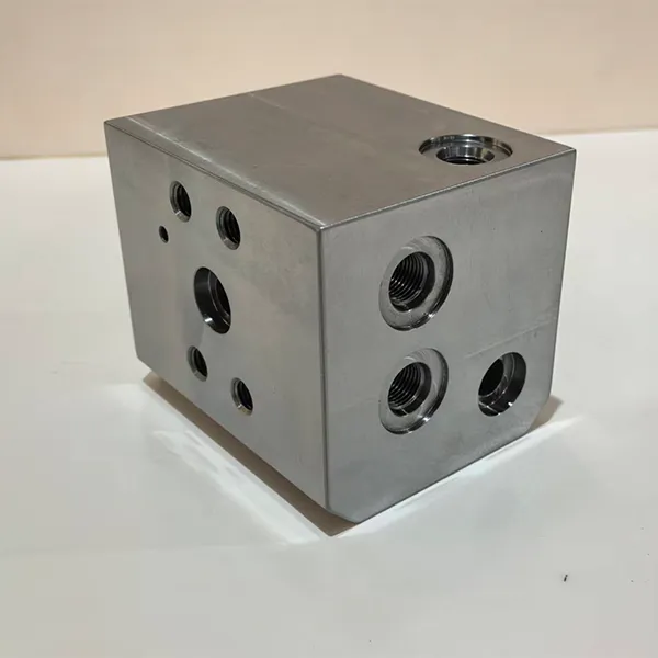 Гидравлический блок клапанов