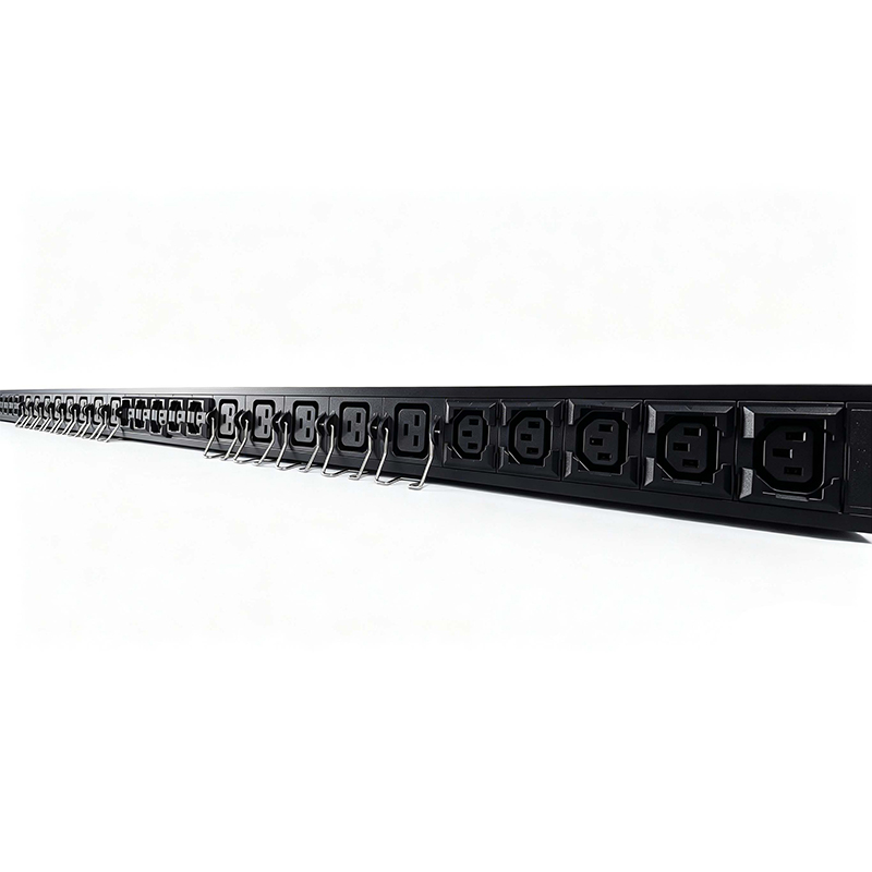 Однофазный интеллектуальный PDU, 15 розеток C13 + 13 розеток C19
