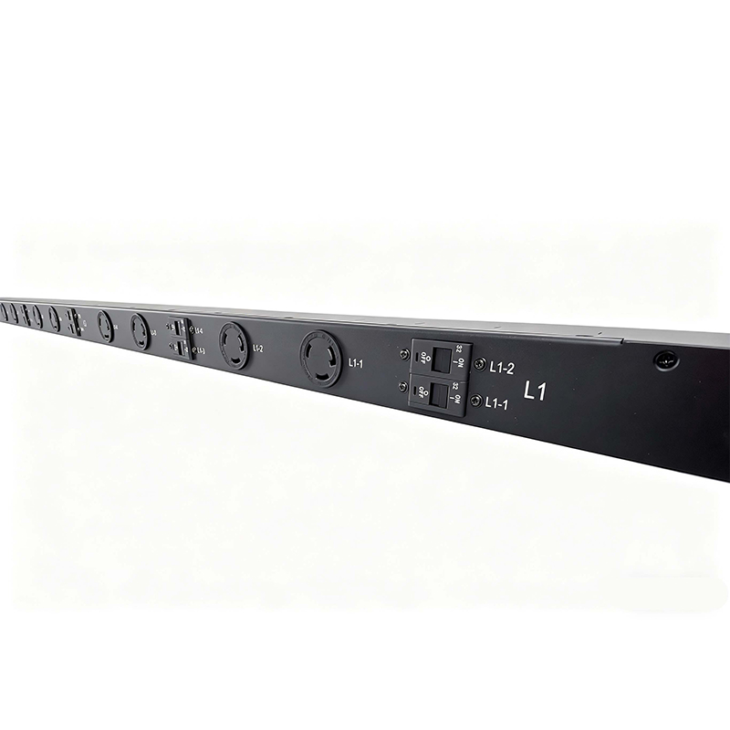 Трехфазный PDU, 12 розеток L7-30R, индивидуальное управление каждой розеткой