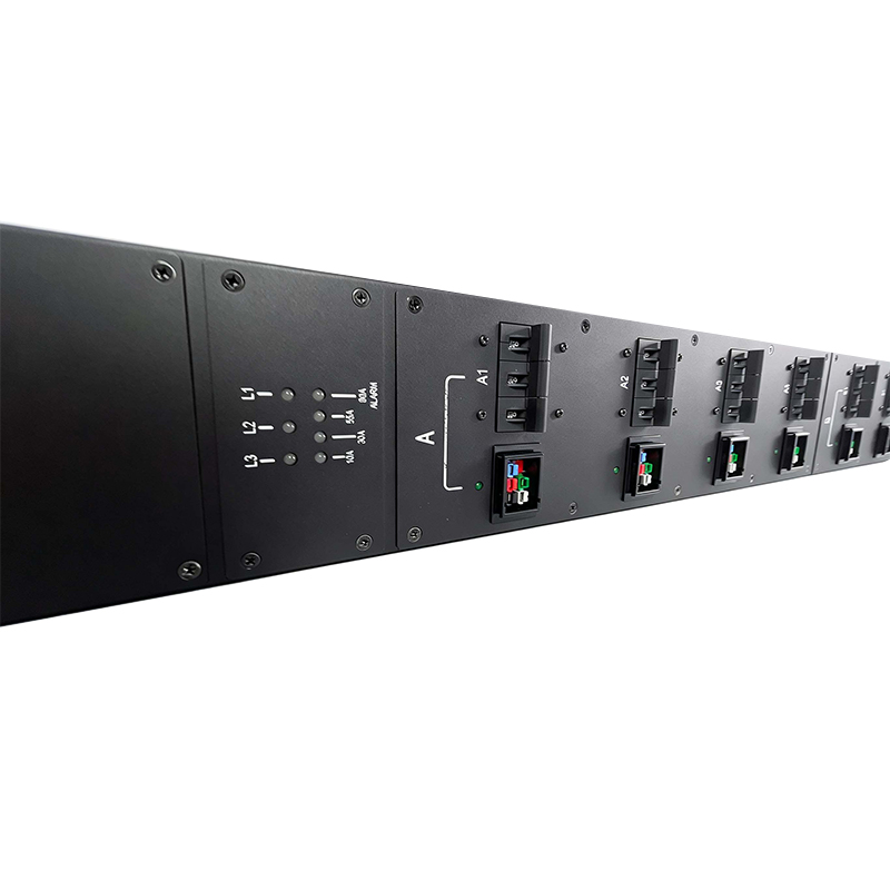 Трехфазный PDU, 12 розеток P34, индивидуальное управление каждой розеткой