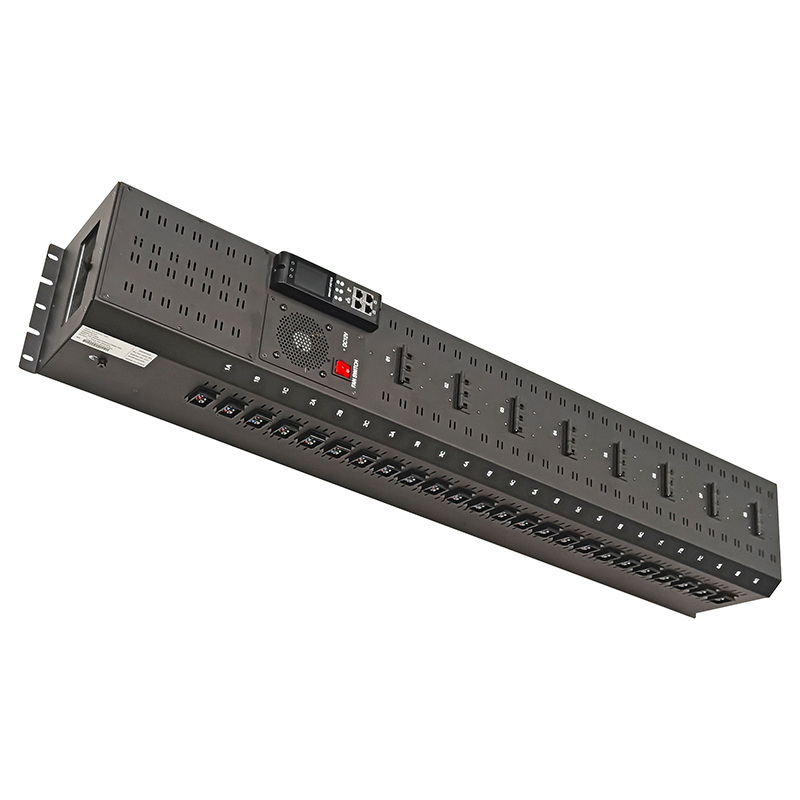 Трехфазный интеллектуальный PDU, 24 розетки P34