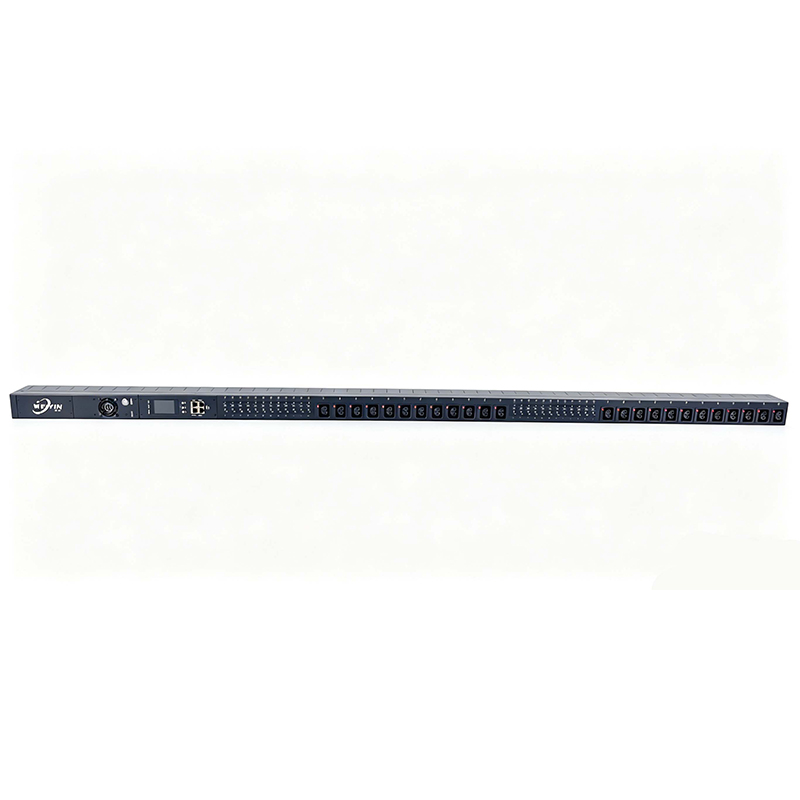 Трехфазный интеллектуальный PDU с 24 розетками C39