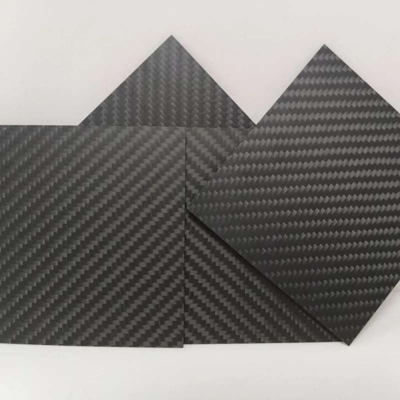 Углепластиковые плиты