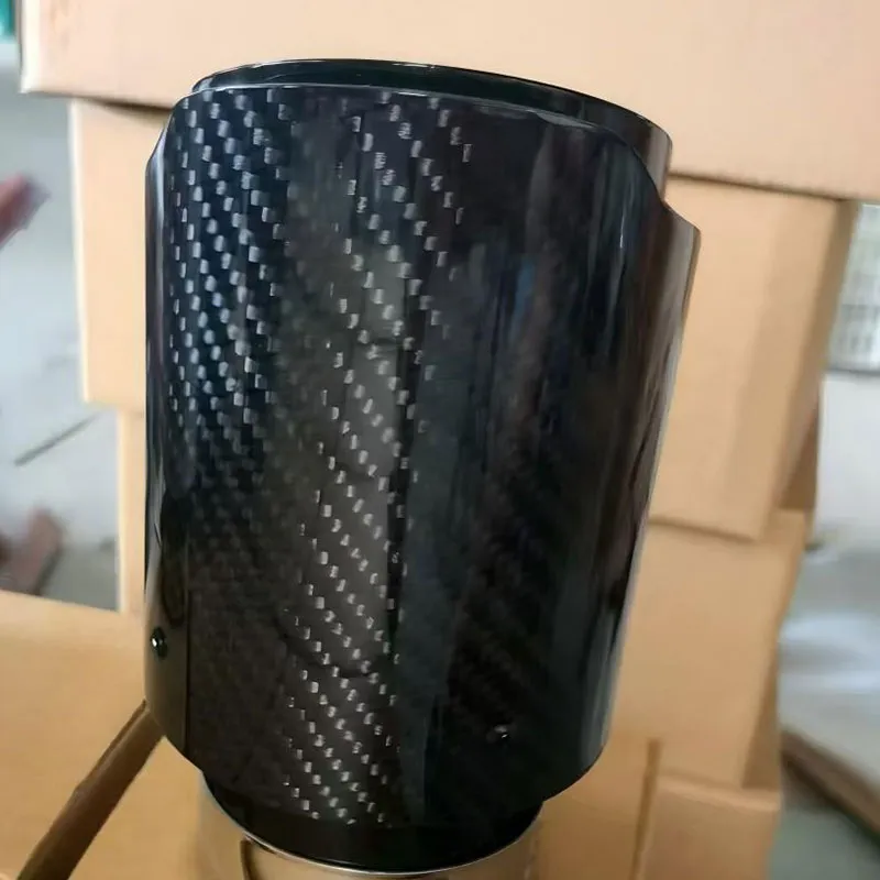 Одно-/двухвыходной выхлопной наконечник