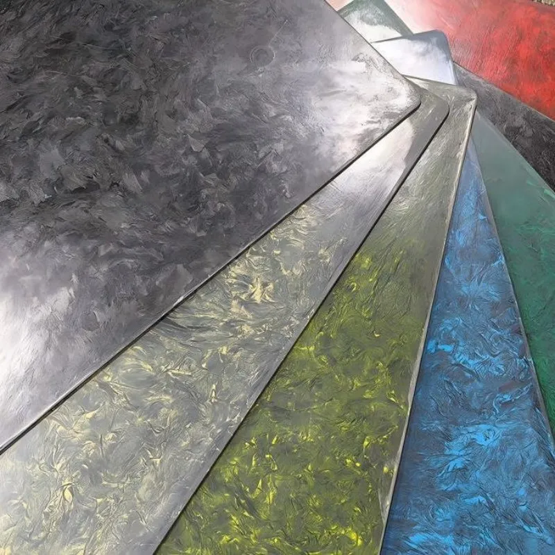 Углепластиковая плита с сатиновым переплетением