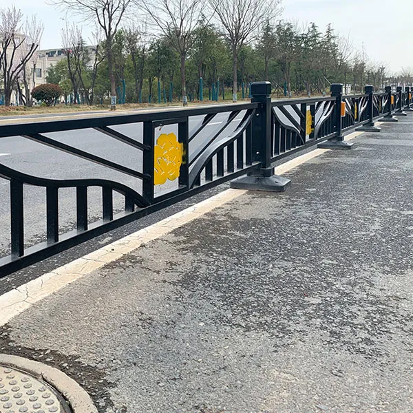 Пионовое ограждение Лояна