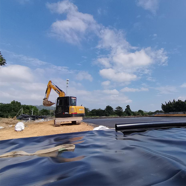 Высокоэффективная геомембрана HDPE: точное интегрированное производство, универсальный барьер для противофильтрации полигонов, гидротехнических и химических объектов