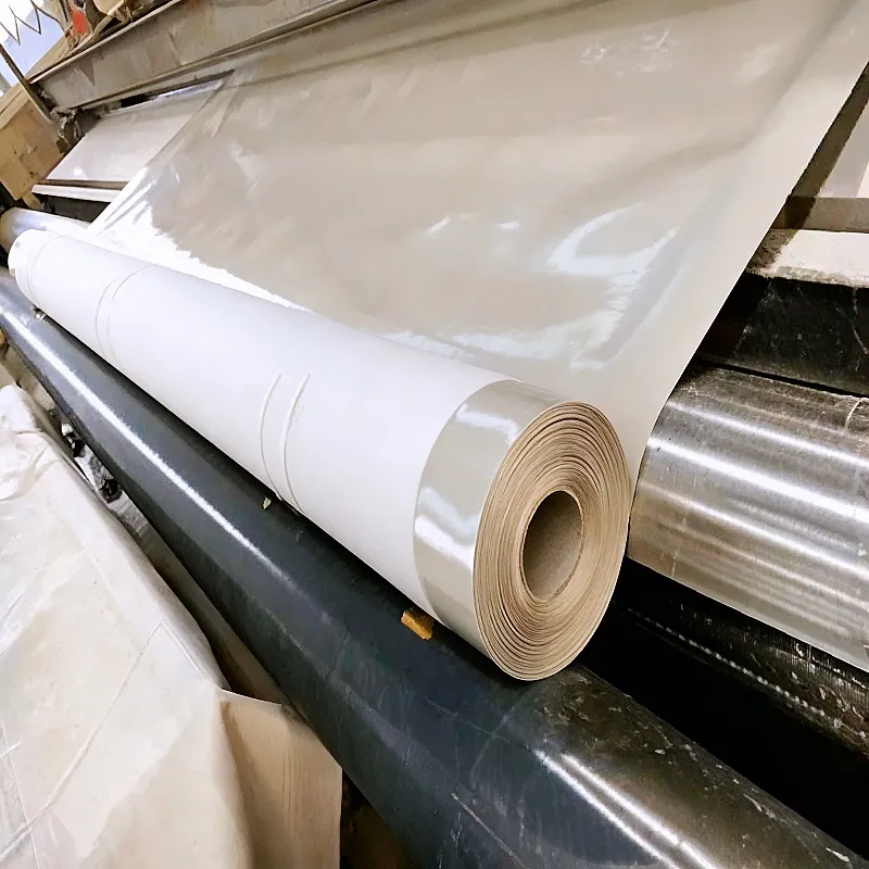 Композитная геомембрана на заказ для противофильтрационной защиты рыбоводных прудов, водоёмов, водохранилищ, русел рек и откосов