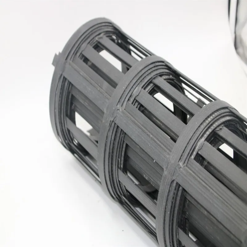 Сталепластиковая геосетка для армирования и усиления асфальтобетонных покрытий