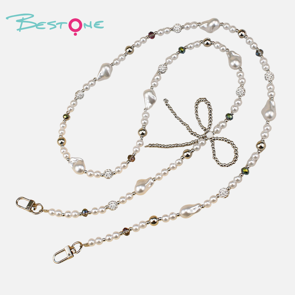 Длинный ремешок для телефона из жемчужных бусин и золотистой цепочки — 120 см