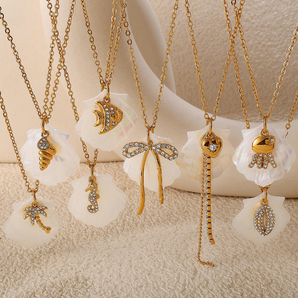 Ожерелье с белой раковиной для женщин, золотистая цепочка из нержавеющей стали 40+5 см, морское украшение со стразами