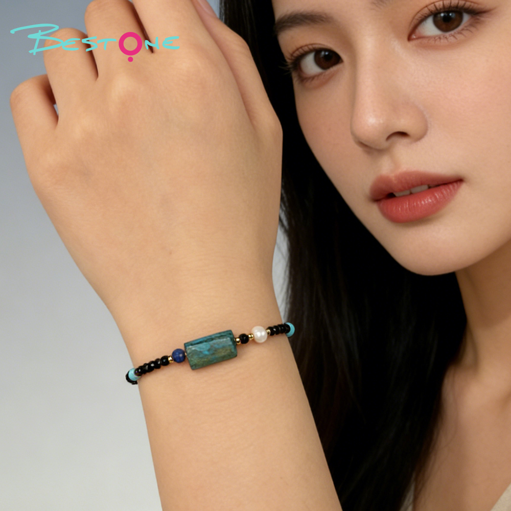 Браслет из чёрной шпинели с натуральными камнями и барочным жемчугом, позолоченная фурнитура, регулируемая длина