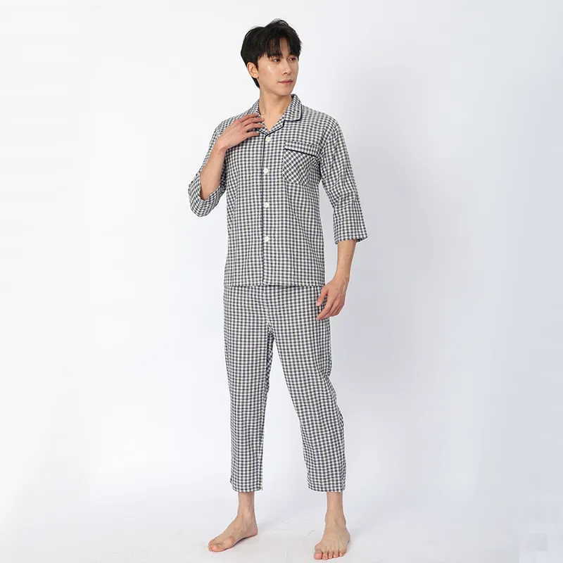 Пижама из 100% хлопка с рукавами три четверти и брюками длиной девять четвертей, изготовленная из 100% хлопковой ткани сирсакер, окрашенной в пряже