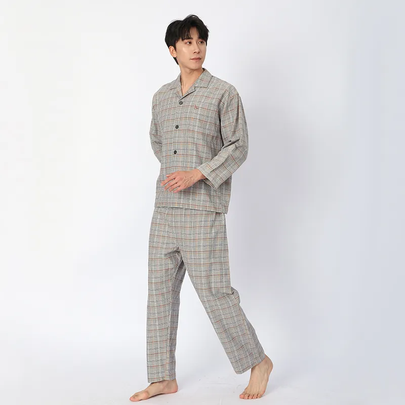 Пижама с длинными рукавами из 100% хлопка, изготовлена ​​из фланелевой ткани, окрашенной в пряже