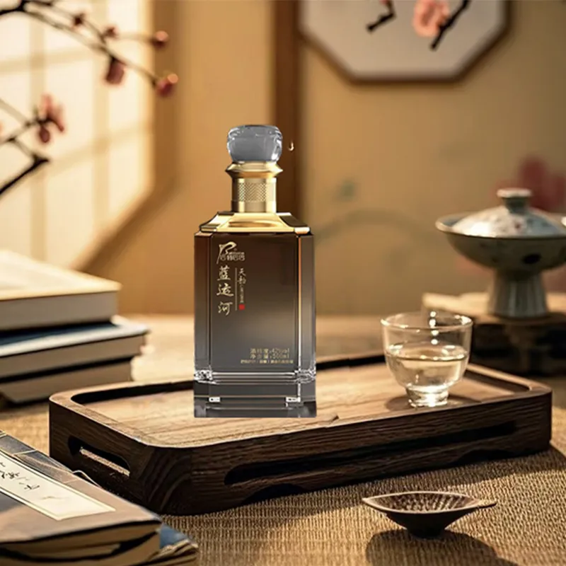 Вино «Тяньюнь» из серии «Голубой канал»