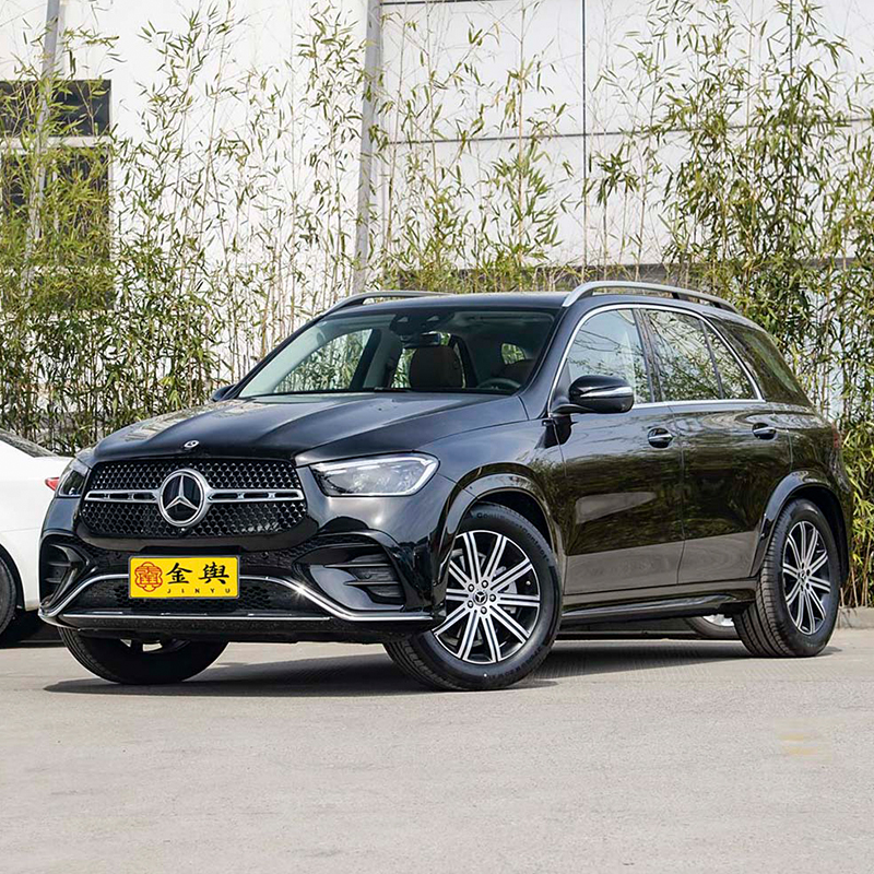 Поддержанный Mercedes-Benz GLE 2024, рестайлинг GLE 350 4MATIC Fashion
