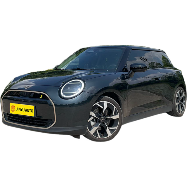 Луч автомобильного MINI Cooper 2024 Cooper SE Artist