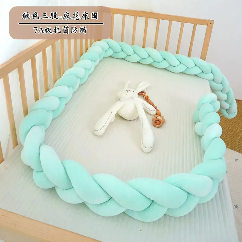 Бортик в детскую кроватку Z701