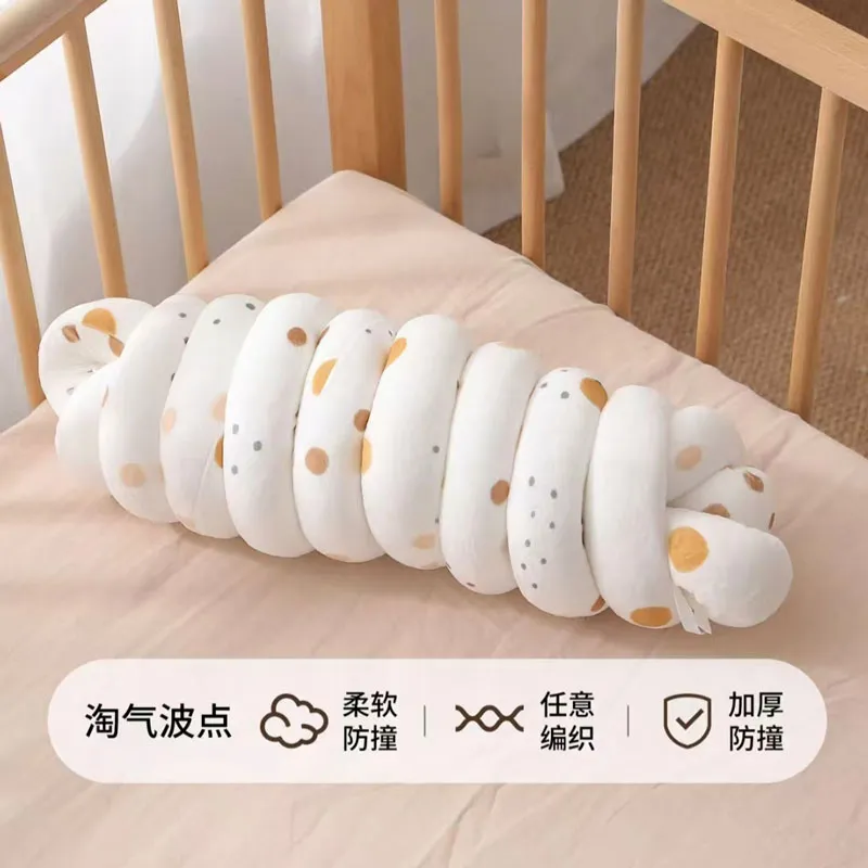 Бортик в детскую кроватку Z702