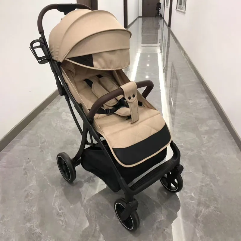 Детская коляска M303