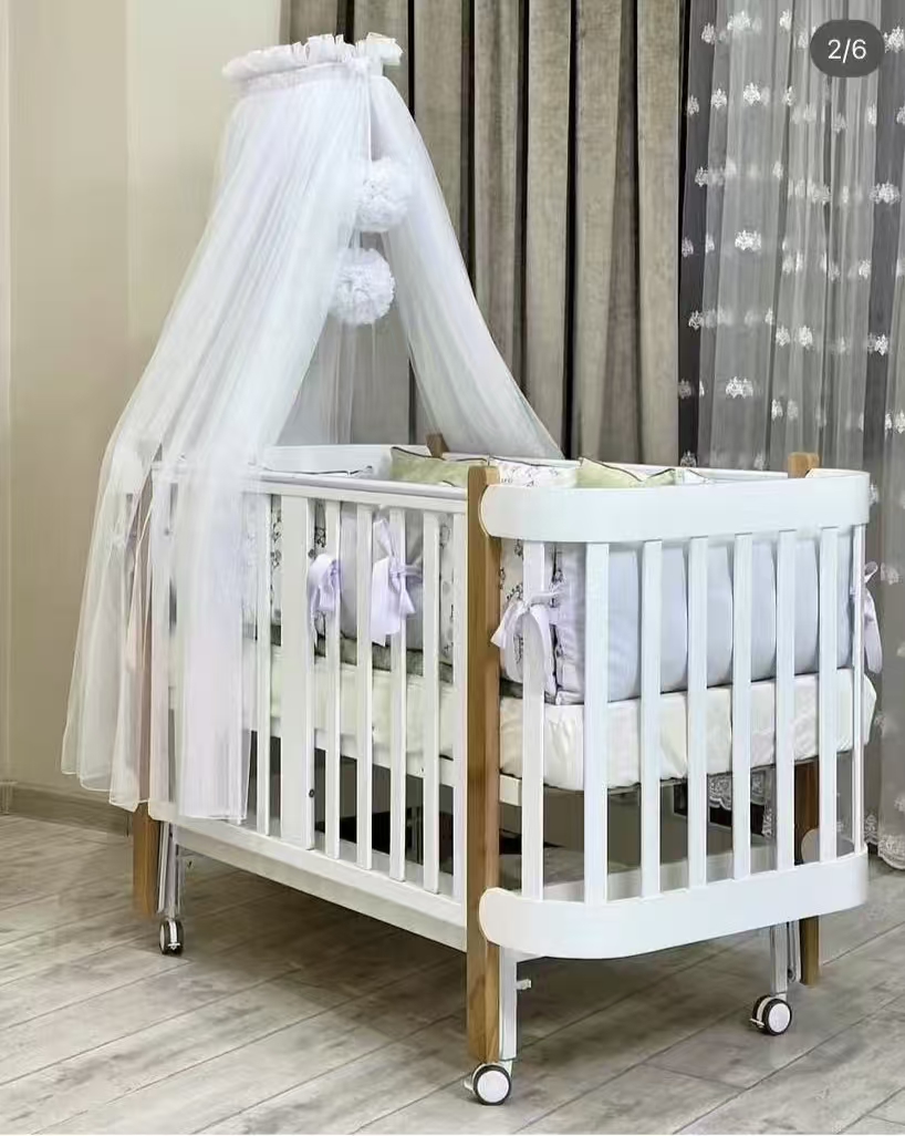 Детская кроватка из натурального дерева, 140*70cm большого размера, многофункциональная, с возможностью укачивания и трансформации в детский кровать. Ограниченное количество на складе.