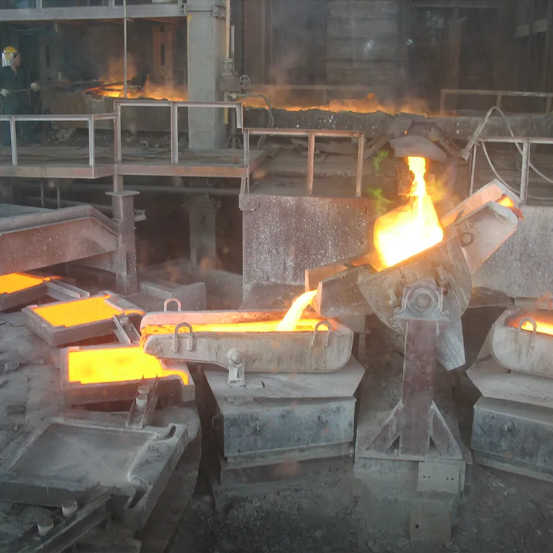 Автоматическая машина для литья под двумя дисками с двумя ковшами и дозированной разливкой