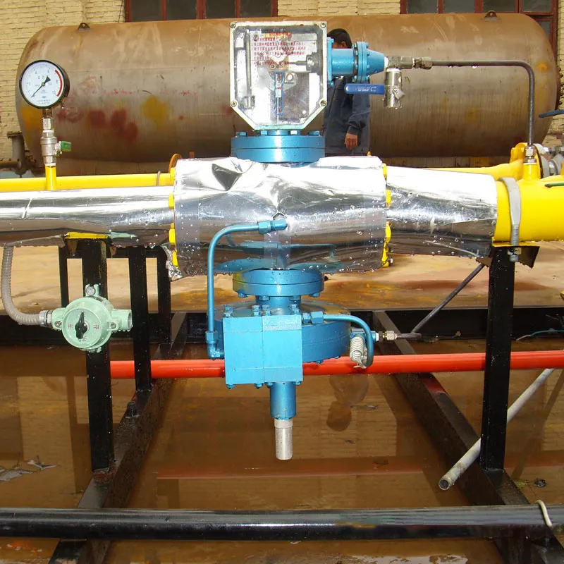 Система теплоизоляции с саморегулирующимся электрическим обогревом