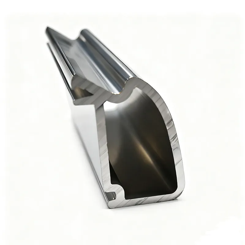 Автомобильный багажник на крышу