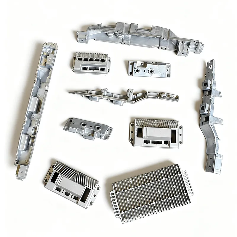 Литые компоненты автомобильного багажника