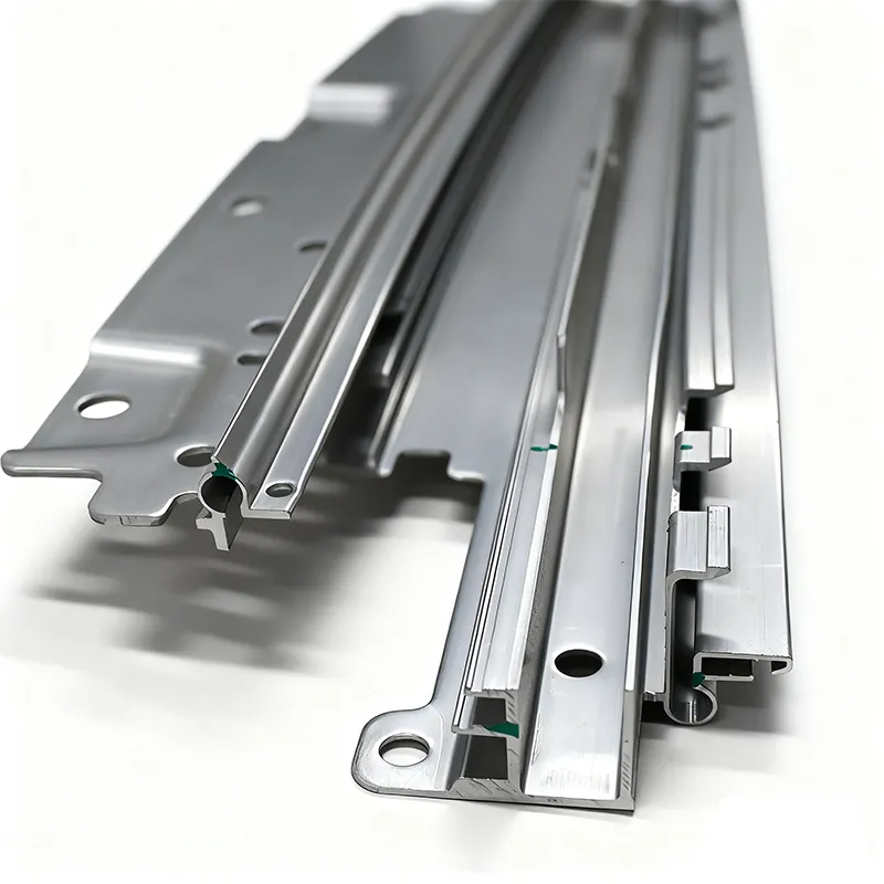 Направляющие панорамного люка тип 1