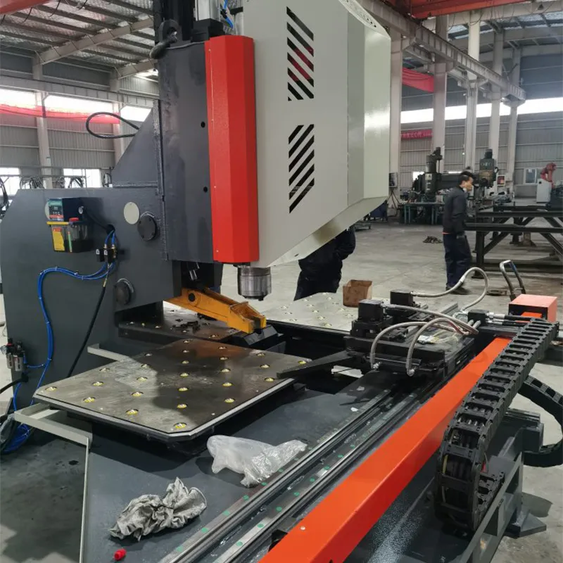 Сверлильный станок для листовой стали с C-образной конструкцией с ЧПУ . МОДЕЛЬ:HD1280