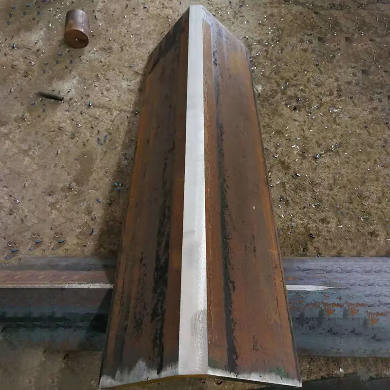 Фрезерный станок для наружного края уголка