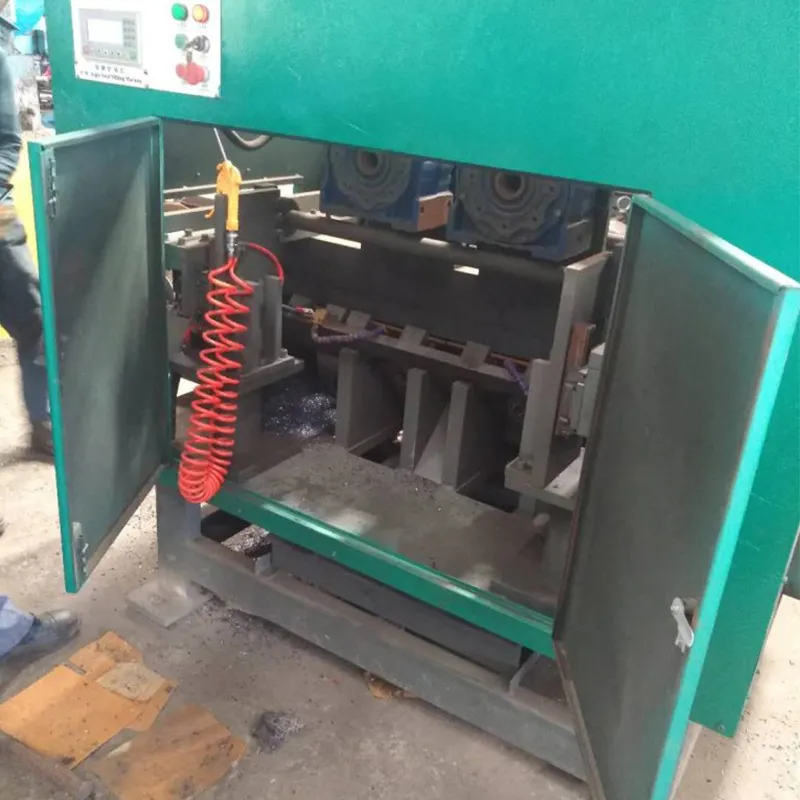 Фрезерный станок для наружного края уголка