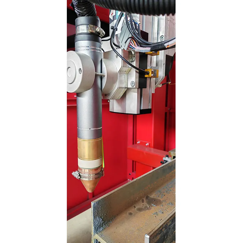 8 – Осевая Интегрированный Плазменный станок для сверления и резки двутавра с ЧПУ, HR1050