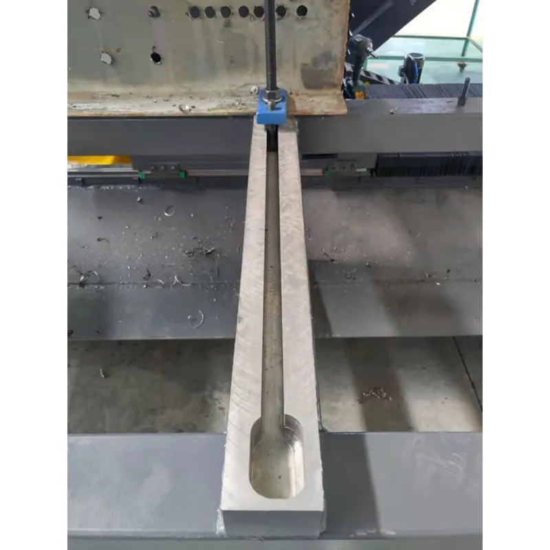 Автоматический Горизонтальный Одношпиндельный станок для сверления уголка, двутавра и трубы с ЧПУ, Модель DB12070