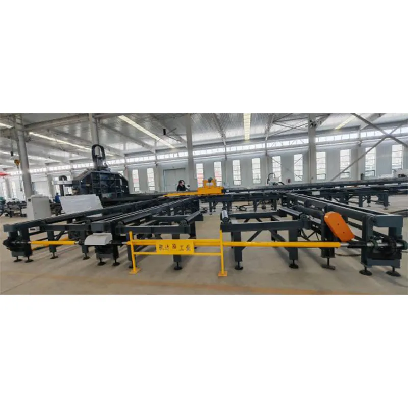 Автоматический Трёхкоординальный сверлильный станок для двутавровой балки. CBD700