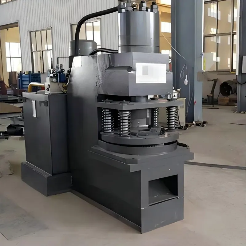 Гидравлический станок для обрезки уголков в электропередаче