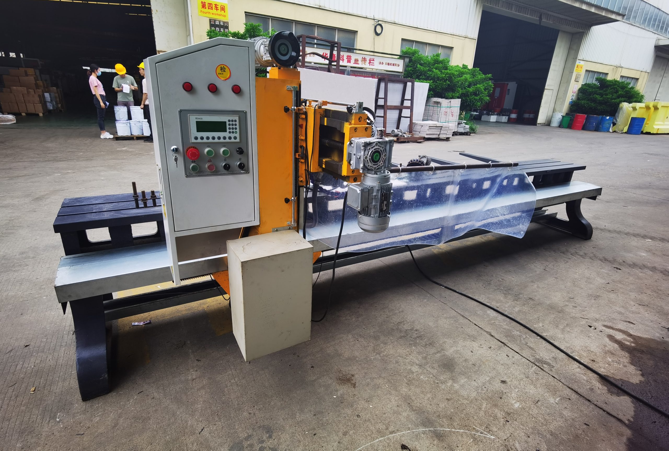 станок для резки и профилирования кромки камня