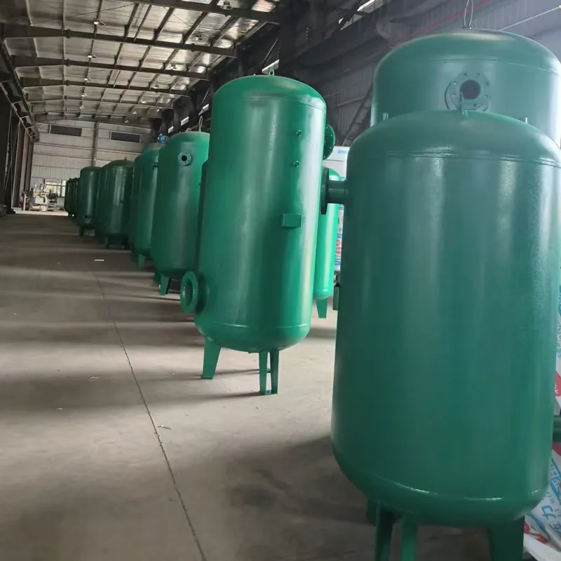 Вертикальный вакуумный резервуар