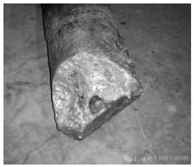 Анализ причин разрушения стопорных стержней промежуточного ковша МНЛЗ и меры по их устранению