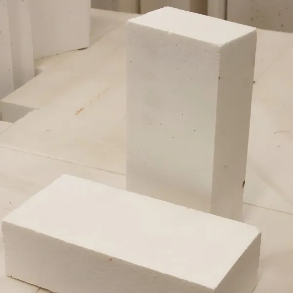 Литой кирпич  (AZS)