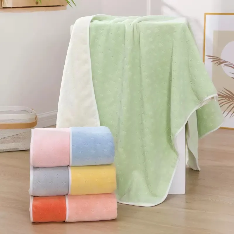 Банное полотенце из кораллового флиса