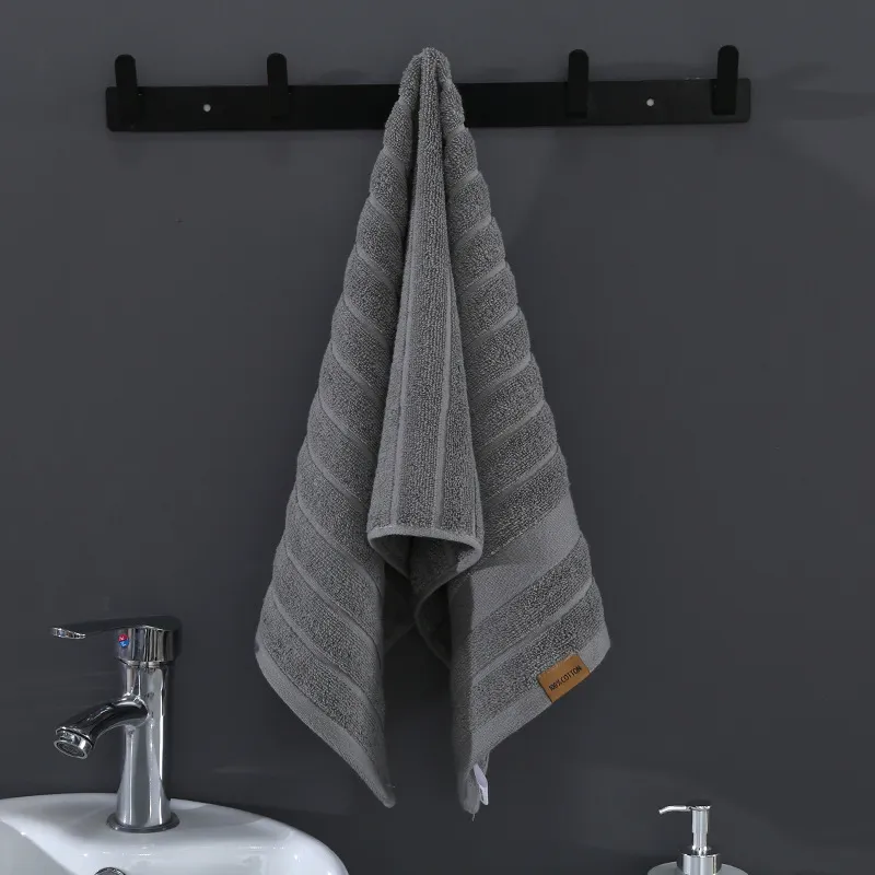 Гостиничное банное полотенце