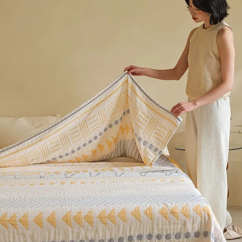 Трехслойный хлопковый плед из стиранной марли, универсальный