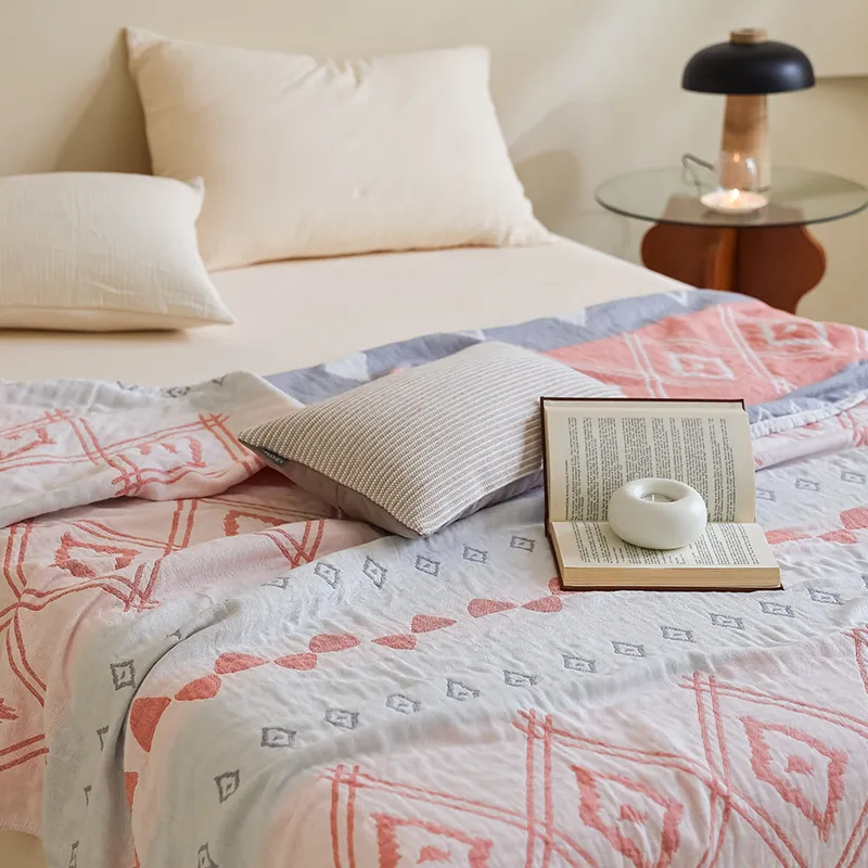 Трехслойный хлопковый плед из стиранной марли, универсальный