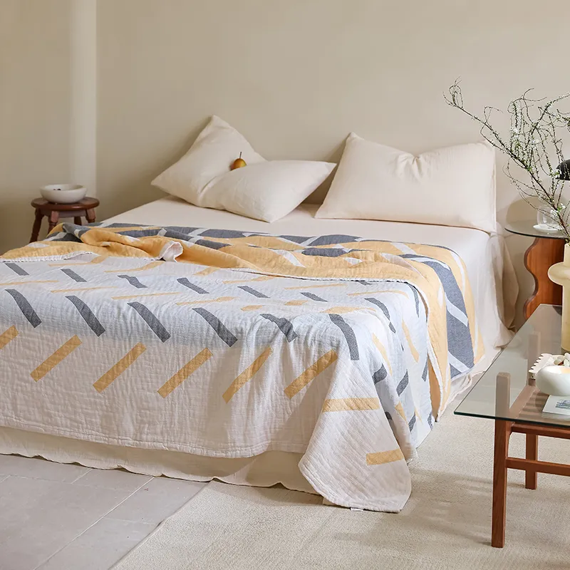 Трехслойный хлопковый плед из стиранной марли, универсальный