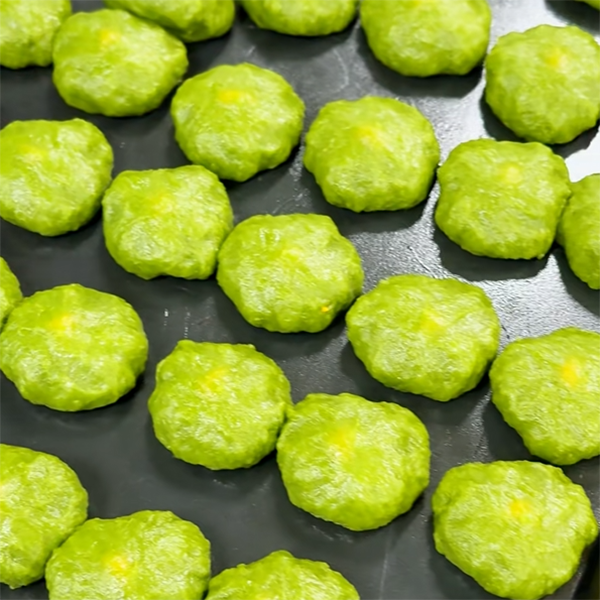 Три вида цинтуан: с желтком, с плодами боярышника и с красной фасолью