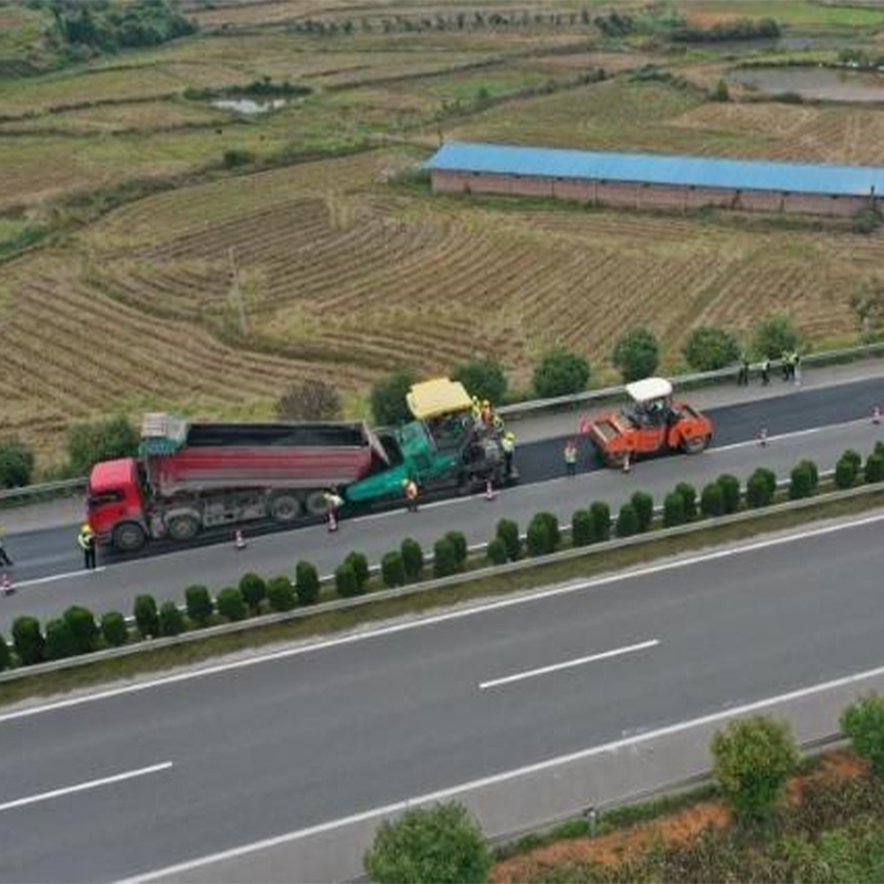 На автомагистрали Чанлю исследуют применение новых технологий в области содержания дорог