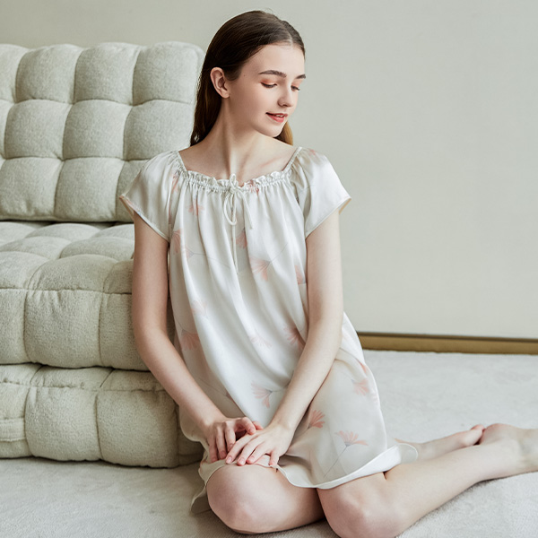 Домашняя одежда из шёлка